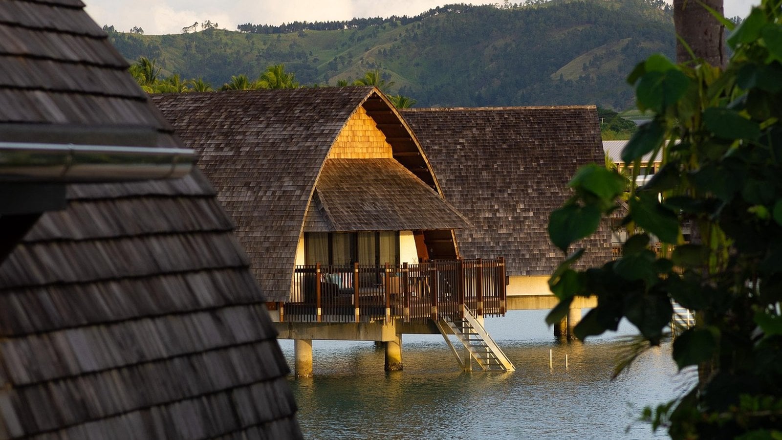 Fiji Overwater Bungalow Vacations