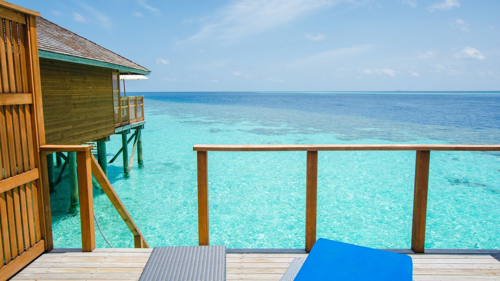Best Sandals Over-The-Water Bungalows Travel Agents