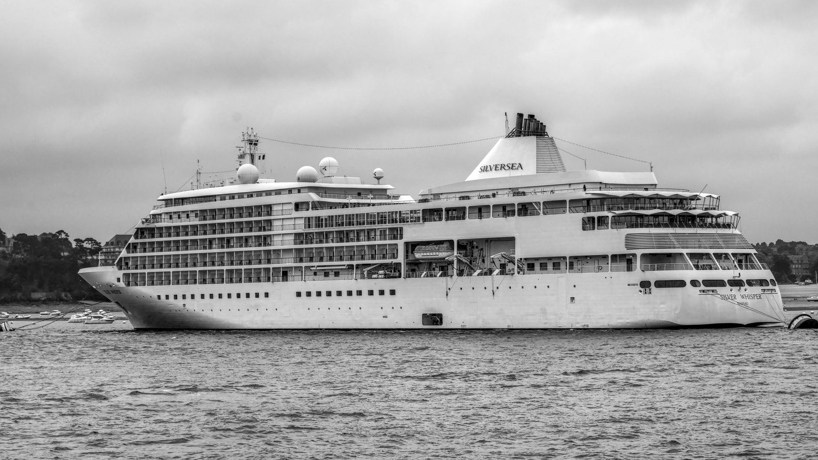 Silver Ray Cruises