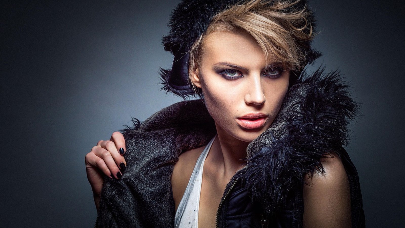 Best Solo Female Travel Agents