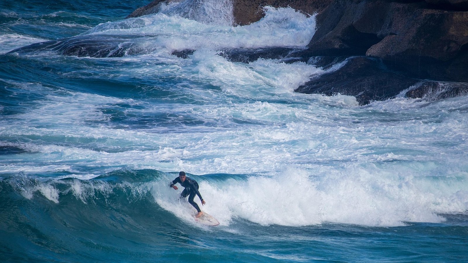 Best Surfing Vacation Travel Agents