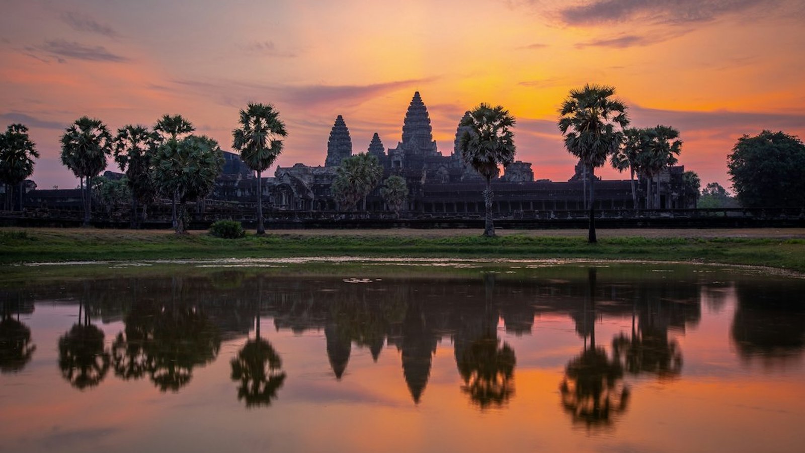 Best Trails of Indochina Travel Agents - Angkor Wat Cambodia Sunrise