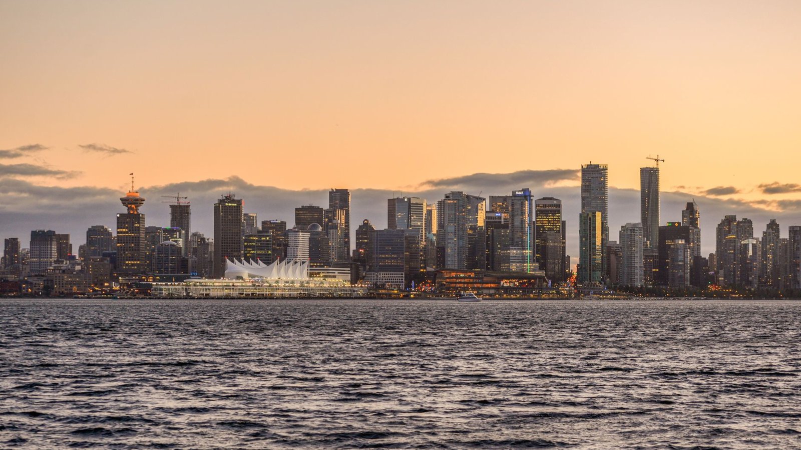 Best Vancouver Luxury Pre-Cruise Hotel Packages Travel Agents