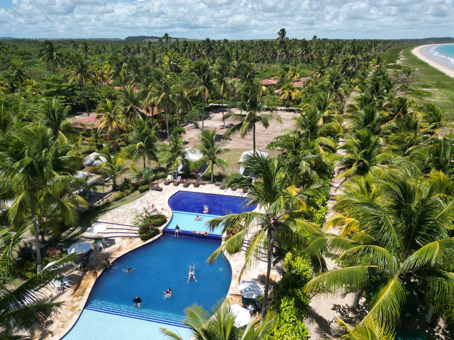 Luxury Resort Swimming Pool and Private Cabanas