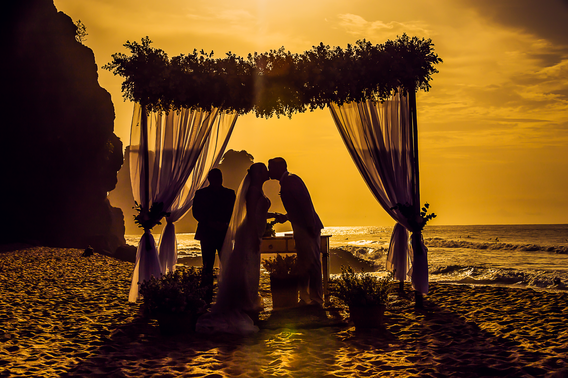 Destination Bliss: Luxury Destination Weddings & Honeymoon Specialists