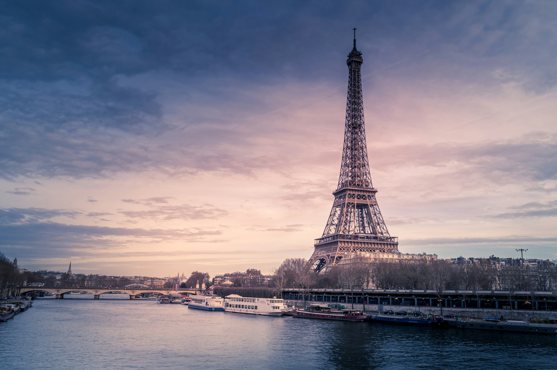 Paris Eiffel Tower and French luxury vacation booked by Vincent Vacations