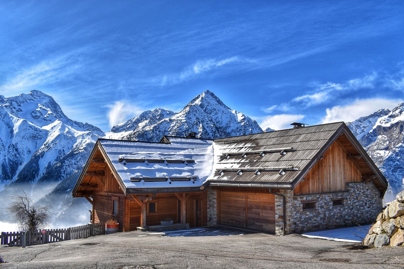 onefinestay curated luxury private homes and bespoke chalets with concierge