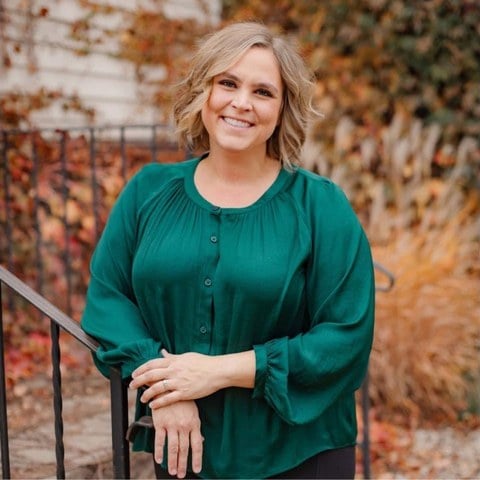 Dr. Kimberly S. - Verified Tauck Safari Client
