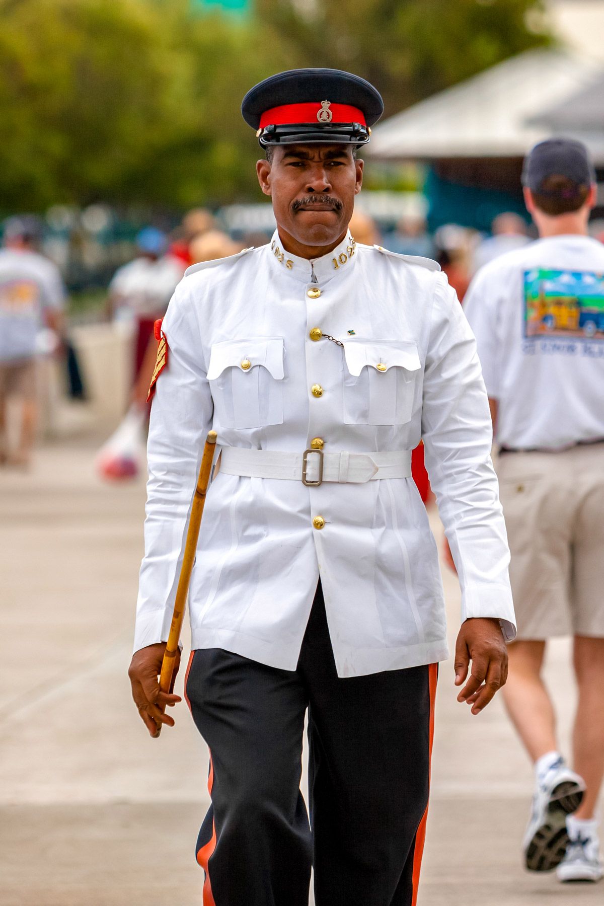 nassau bahamas police officer