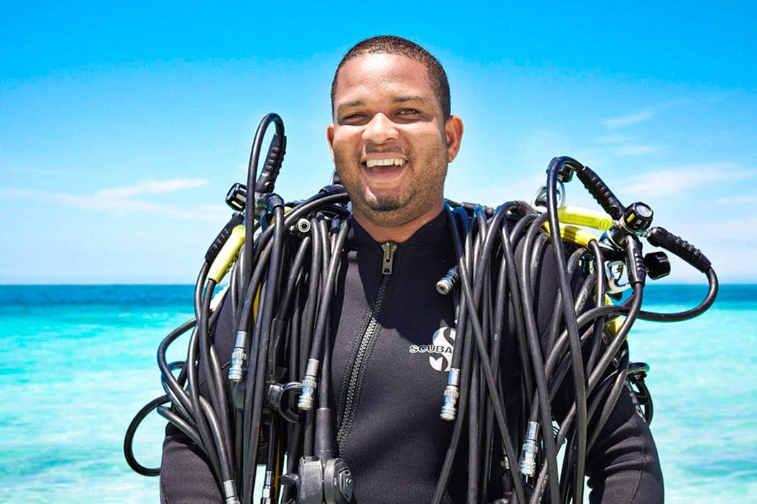 scuba diving instructor