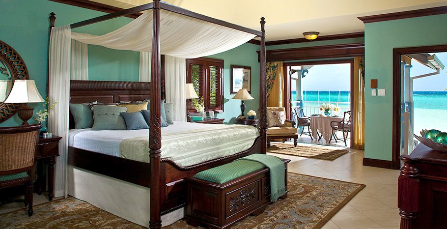 Beachfront Royal Butler Villa Suite-2