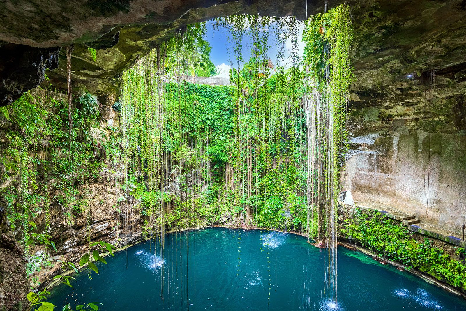 Ik-Kil-Cenote