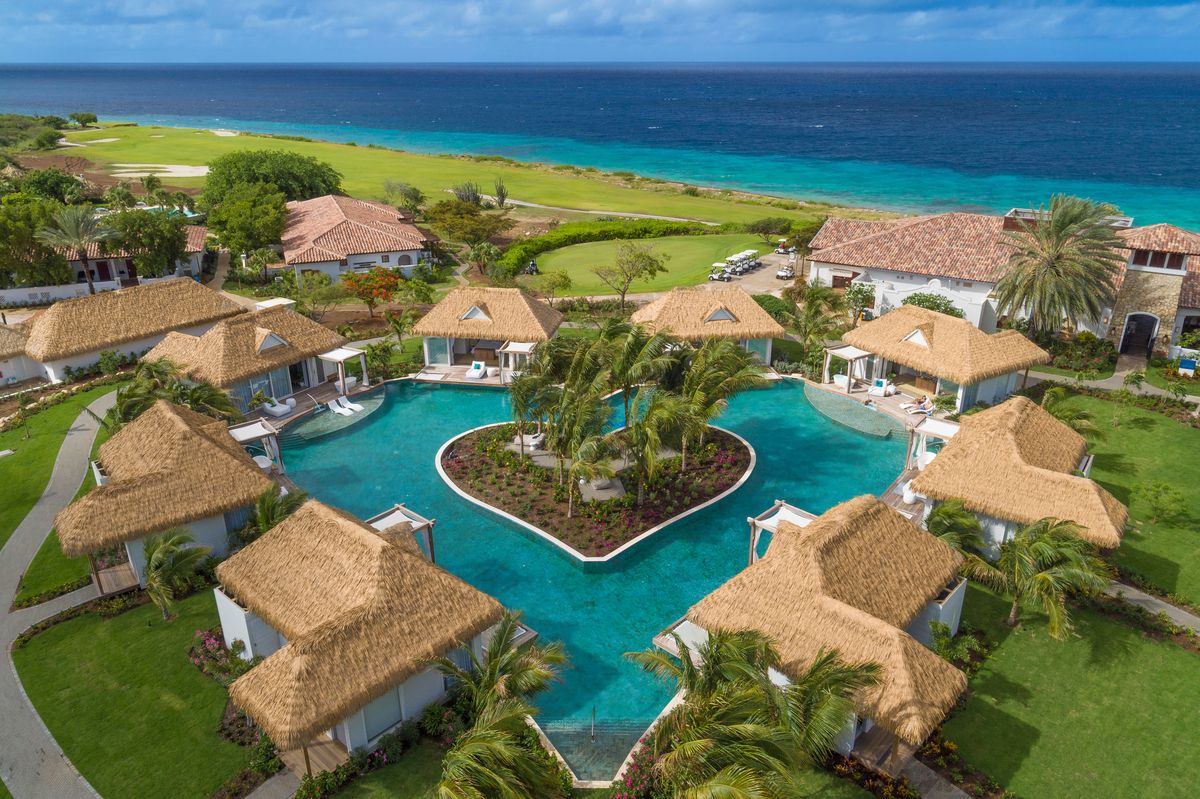 Kurason-Island-Butler-Bungalows-Aerial-Sandals Royal Curacao