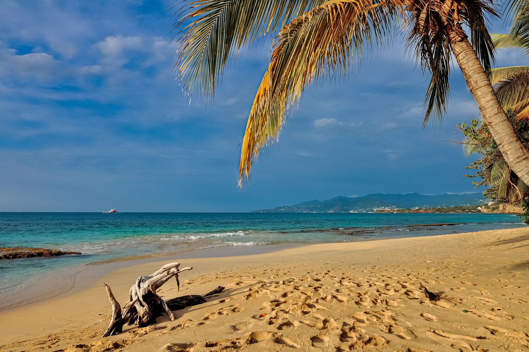 Magazine Beach Grenada