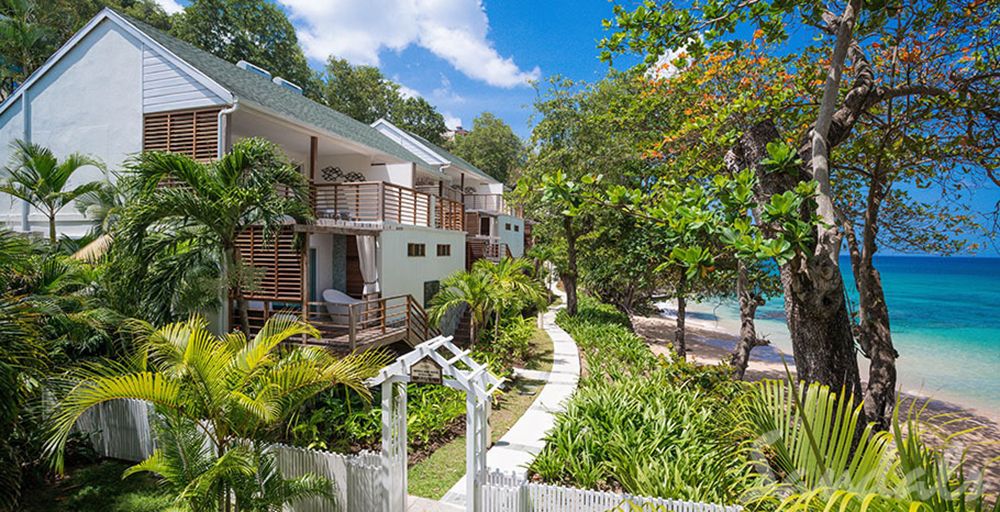 Oceanfront-Two-Story-Butler-Villa-Suite-with-Balcony-Tranquility-Soaking-Tub-