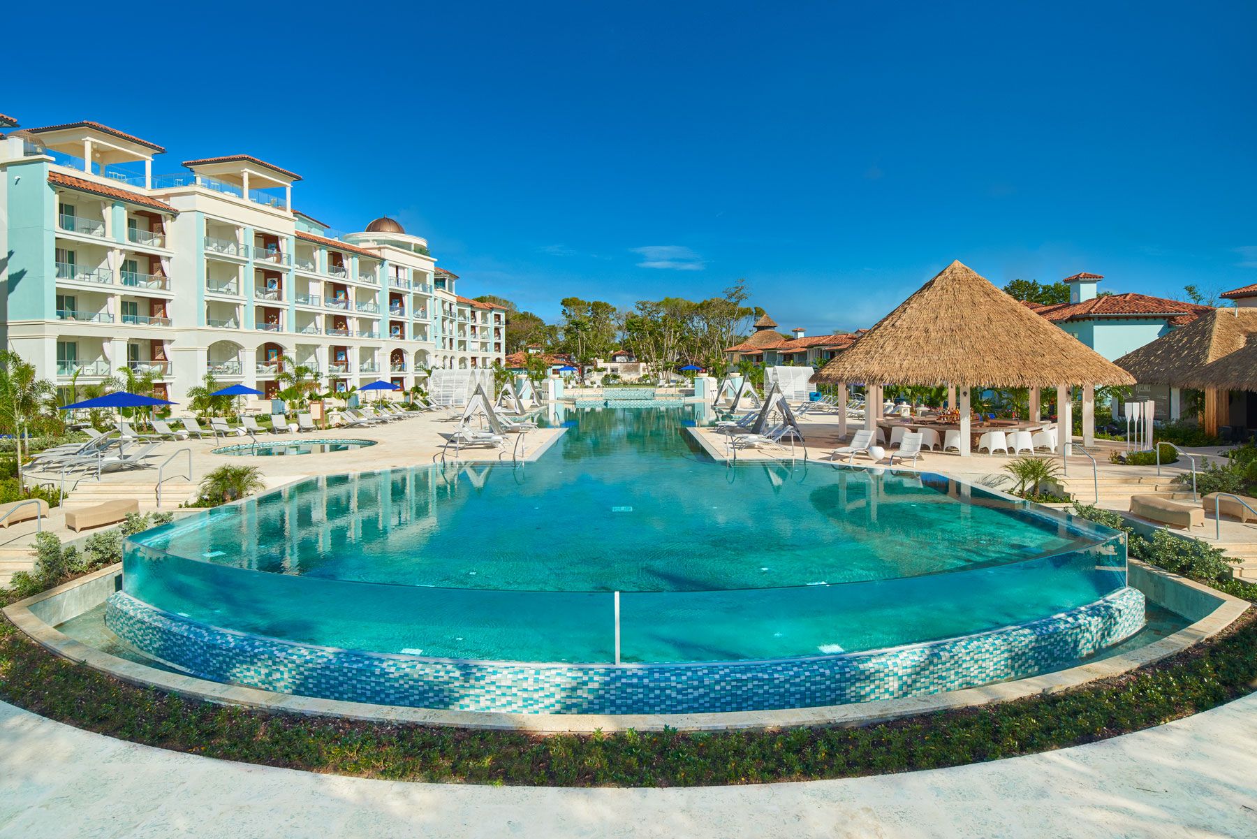 sandals royal barbados main pool front view