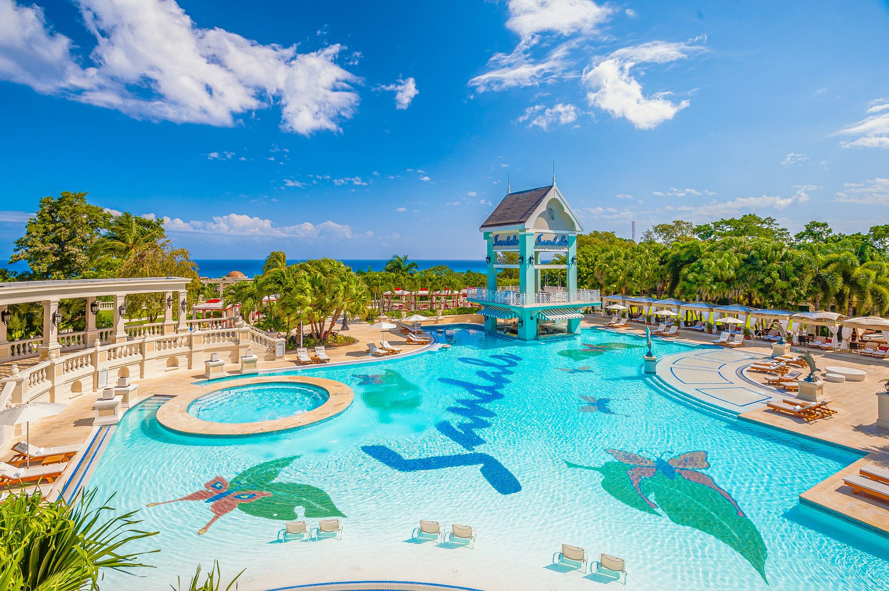 overview of sandals ochi's manor pool