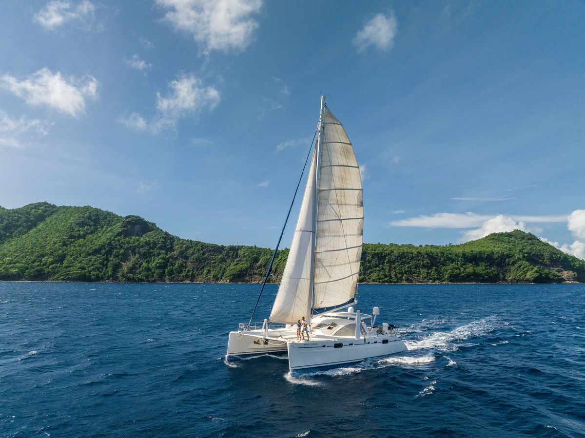 island hopping in saint vincent and the grenadines