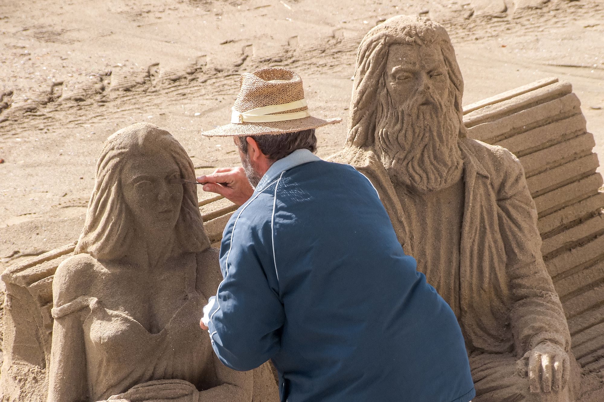 Sand Sculpture Couple Proposal