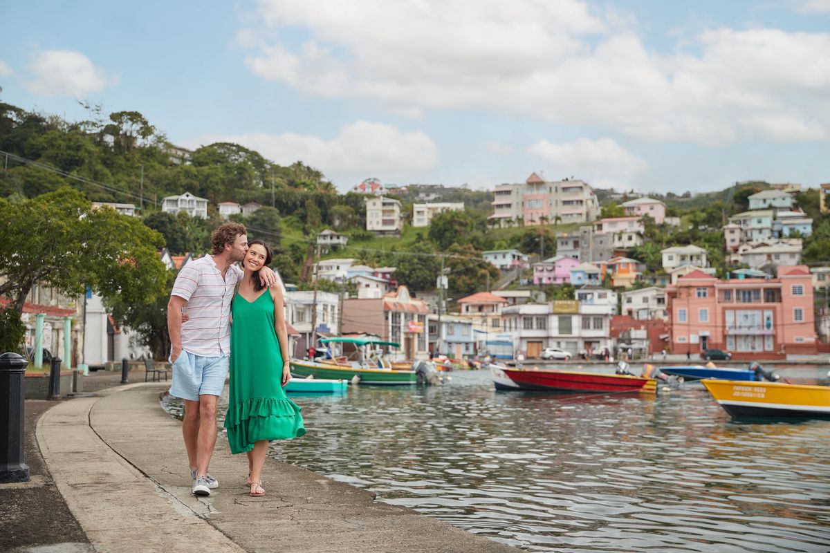 couple strolling through a city