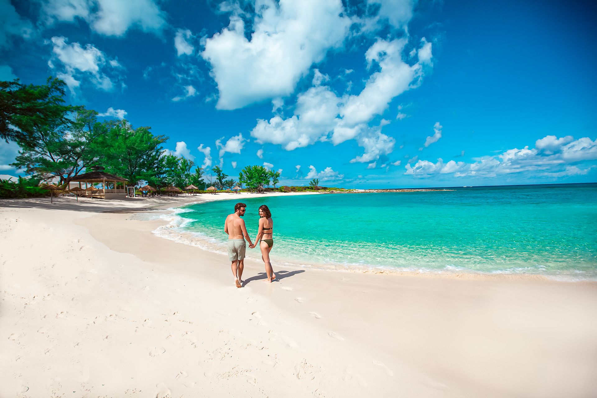Sandals Royal Bahamian Beach Couple