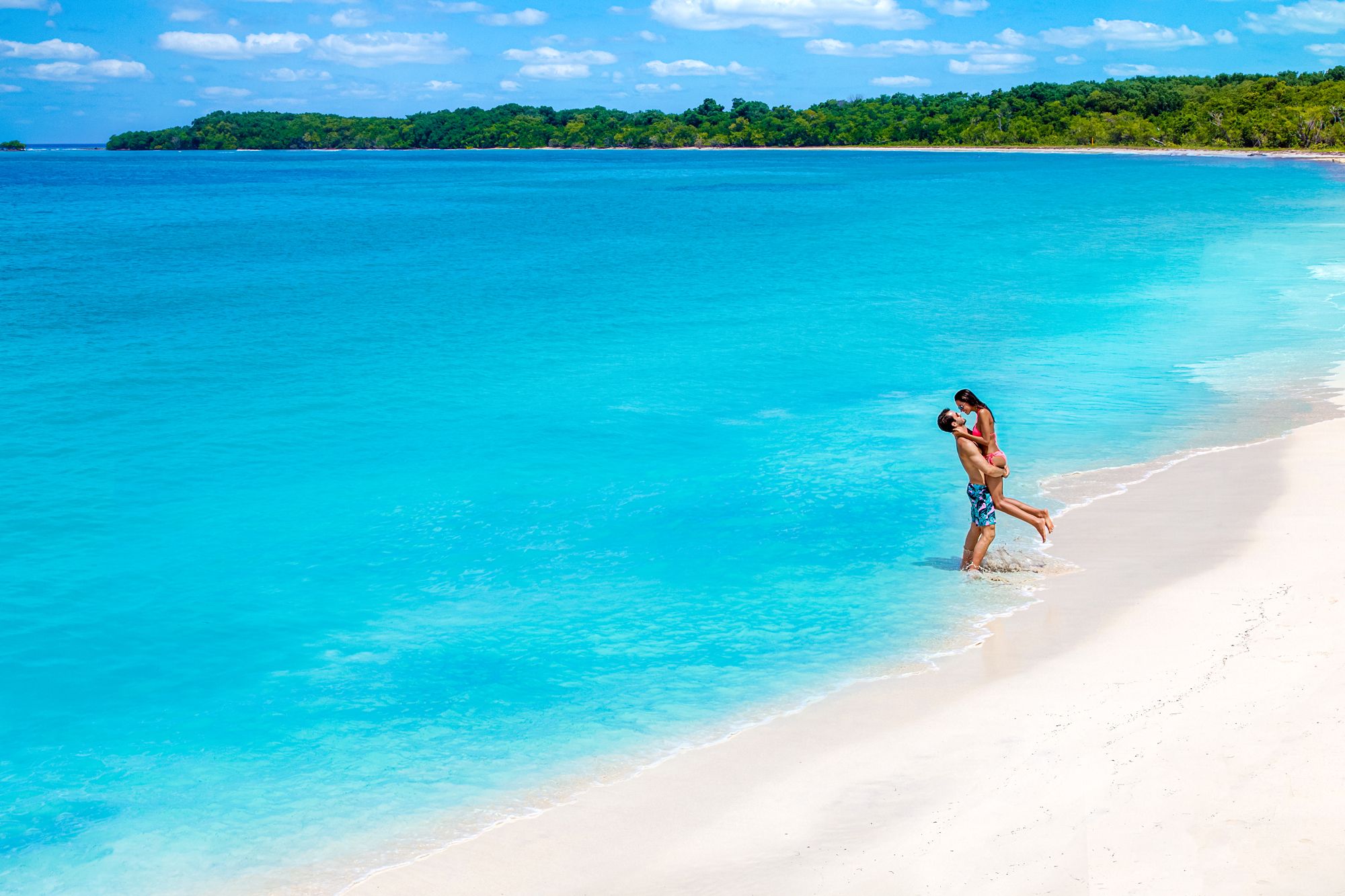 Romantic beach getaway Jamaica