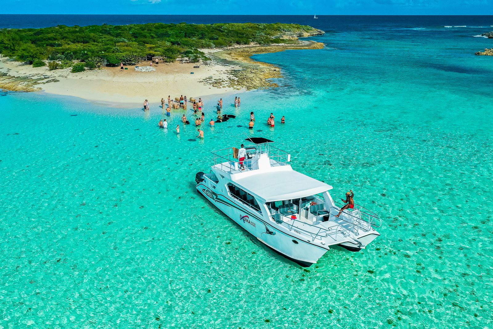 The Bahamas Exuma Tour Boat Pig Island
