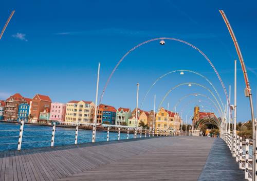 The Hottest New Destination Wedding Locale: Curaçao