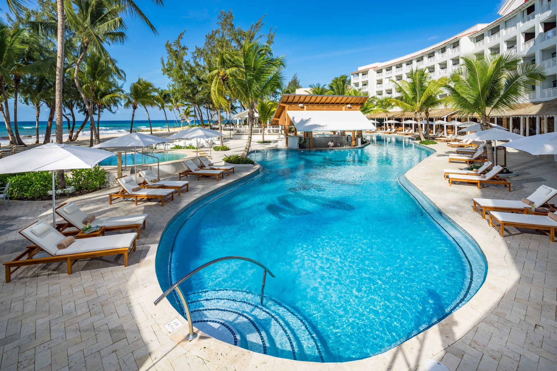 Three things guests love about... Sandals Barbados. A full review.