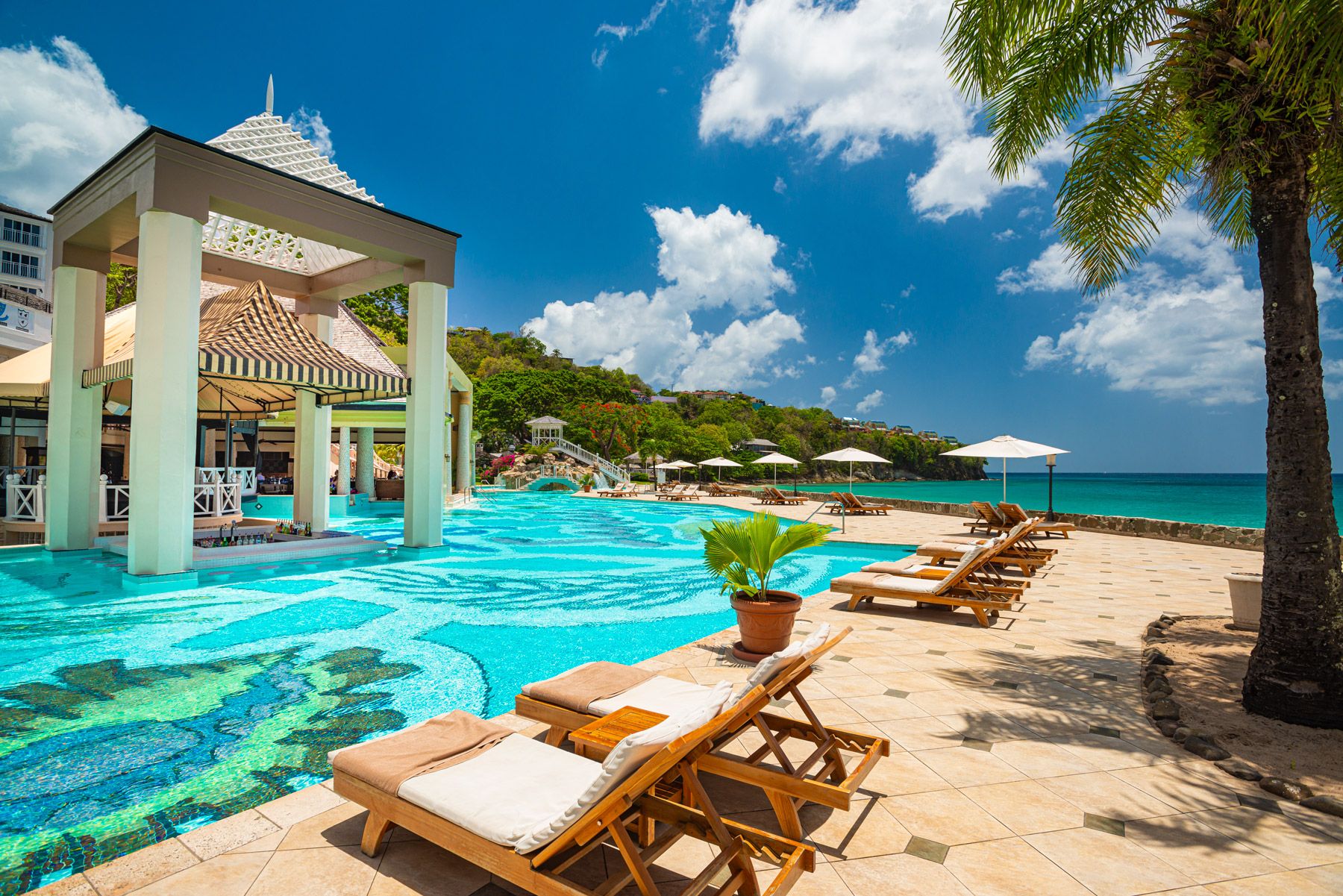 Three things guests love about... Sandals Regency La Toc. A full review.
