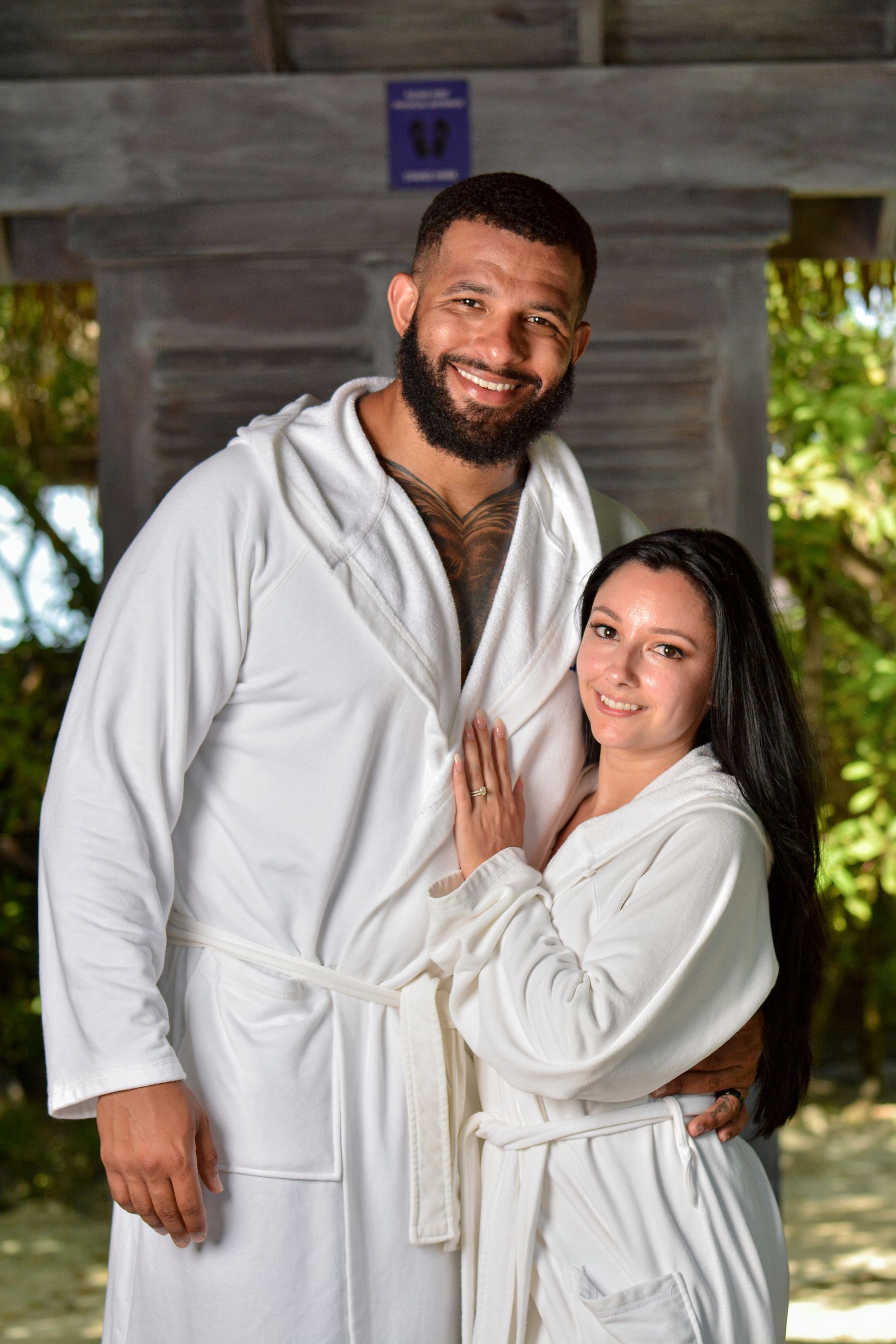 John-and-Jillian-Thornton-in-Sandals-robes