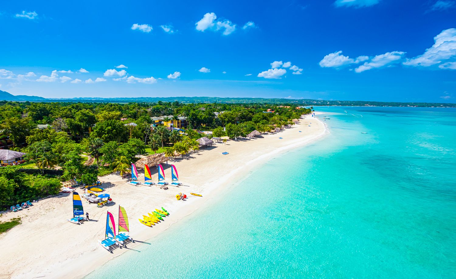 aerial_beachesnegril