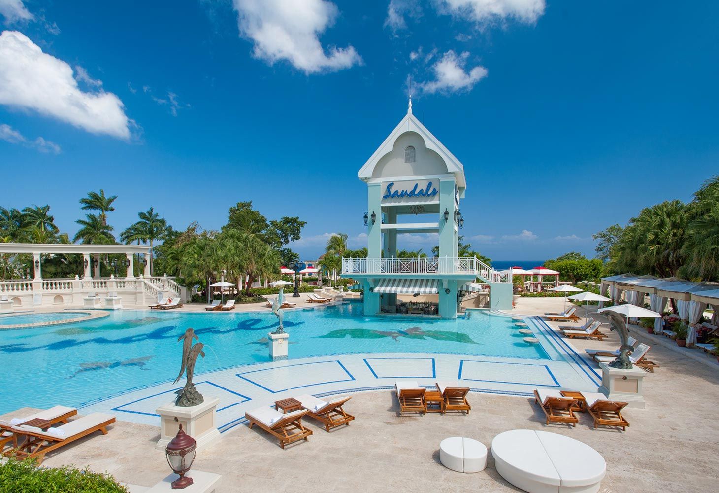 Sandals Ochi swimming pool