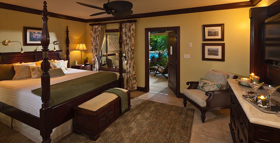 src Walkout Swim Up Crystal Lagoon Honeymoon Butler Suite