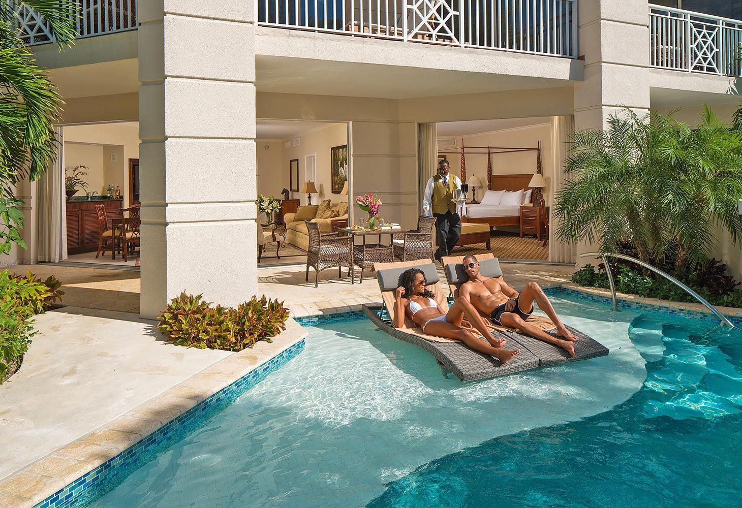 swim-up suite in The Bahamas