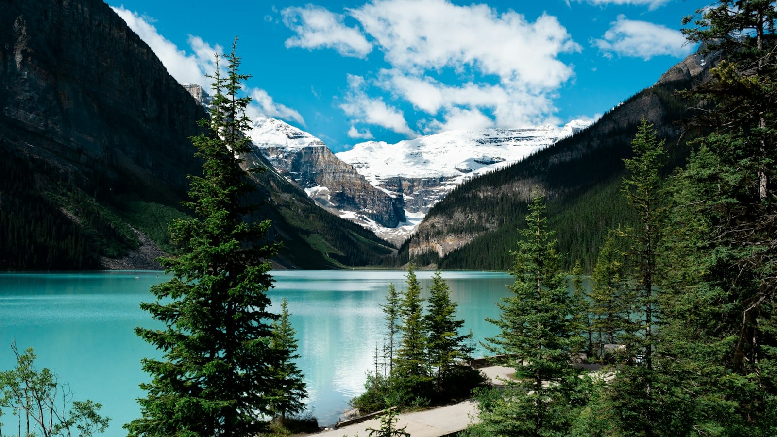 Tauck Best of the Canadian Rockies - Turquoise Waters of Lake Louise and Fairmont Chateau