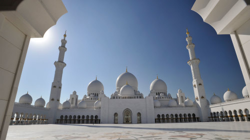 Abu Dhabi Day Trip from Dubai with Lunch by Alpha Tours