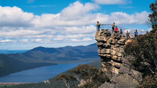 2-Day Melbourne to Adelaide Tour by Wildlife Tours Australia