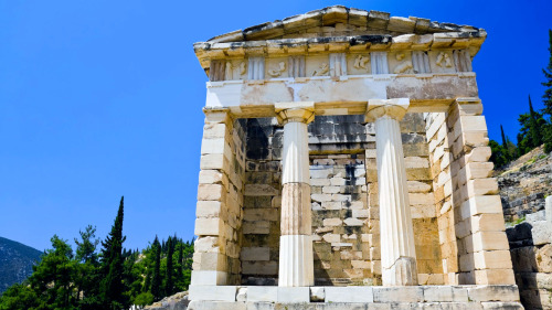 3-Day Trip to Delphi & Meteora