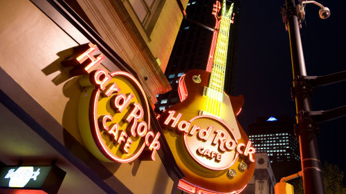 Dining at Hard Rock Cafe with Priority Seating