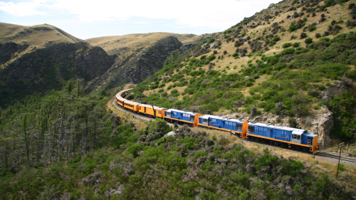 Taieri Gorge Railway Trip to Middlemarch