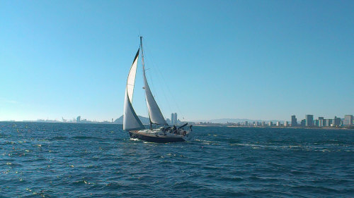 Sailing on the Mediterranean with Snacks & Drinks