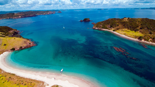 Bay of Islands Helicopter Flight & Cruise Escape