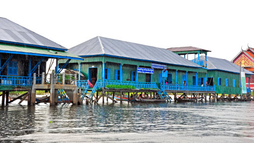 Khleang Floating Village & Tonlé Sap Lake Cruise by Threeland Travel