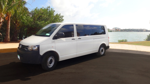 Private Minivan: Cancun Airport (CUN)