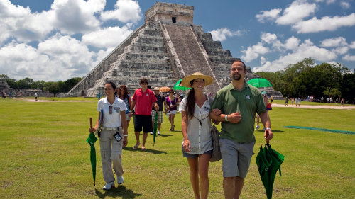 Xcaret Park & Chichén Itzá All-Inclusive Combo