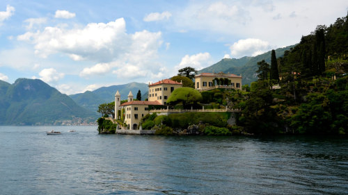 Como, Bellagio & Lecco Full-Day Tour by Train by Veditalia