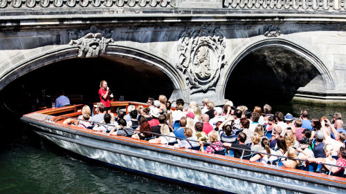 Under 14 Bridges Canal Cruise