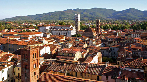 Pisa & Lucca Full-Day Tour