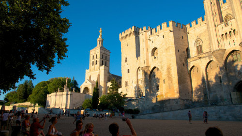 Self-Guided City Tour, Roussillon & Gordes